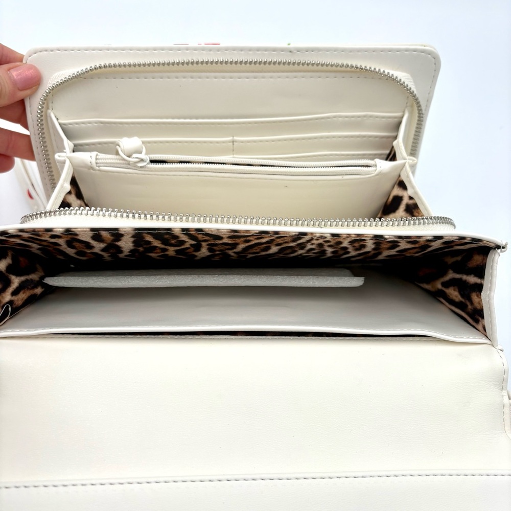 🍒 Betsey Johnson Cherry On Top Wallet-on-Chain Crossbody • Cream • NWT - Picture 7 of 12